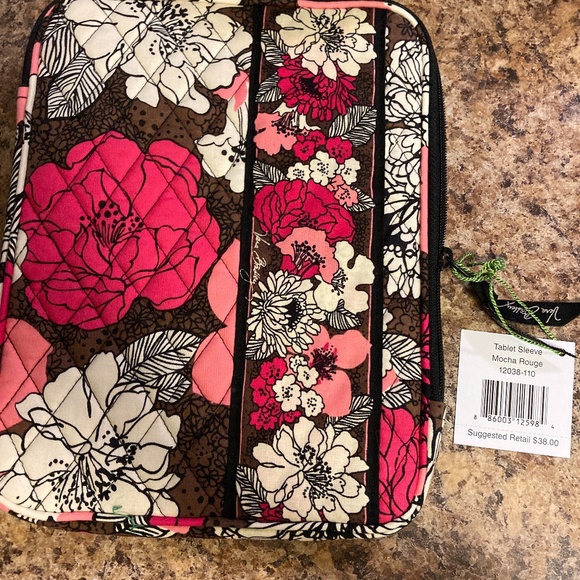 tablet case - Picture 1 of 2